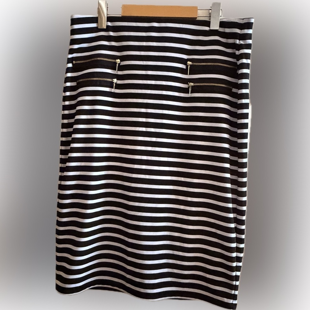 Grace Elements Large Black & White Striped Pencil Skirt
